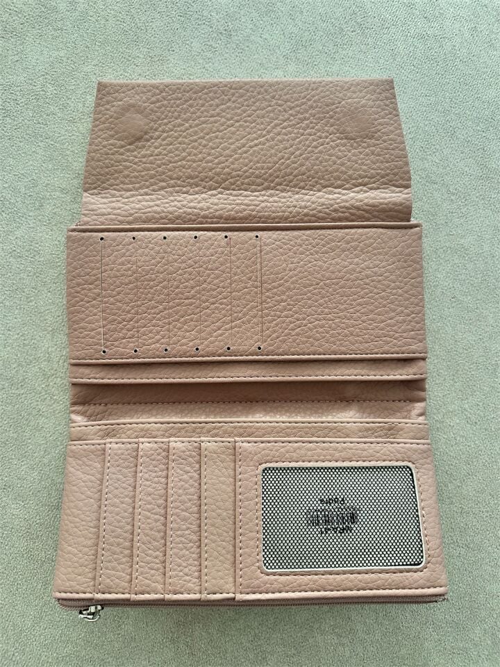 Pembe Kadın Cüzdan