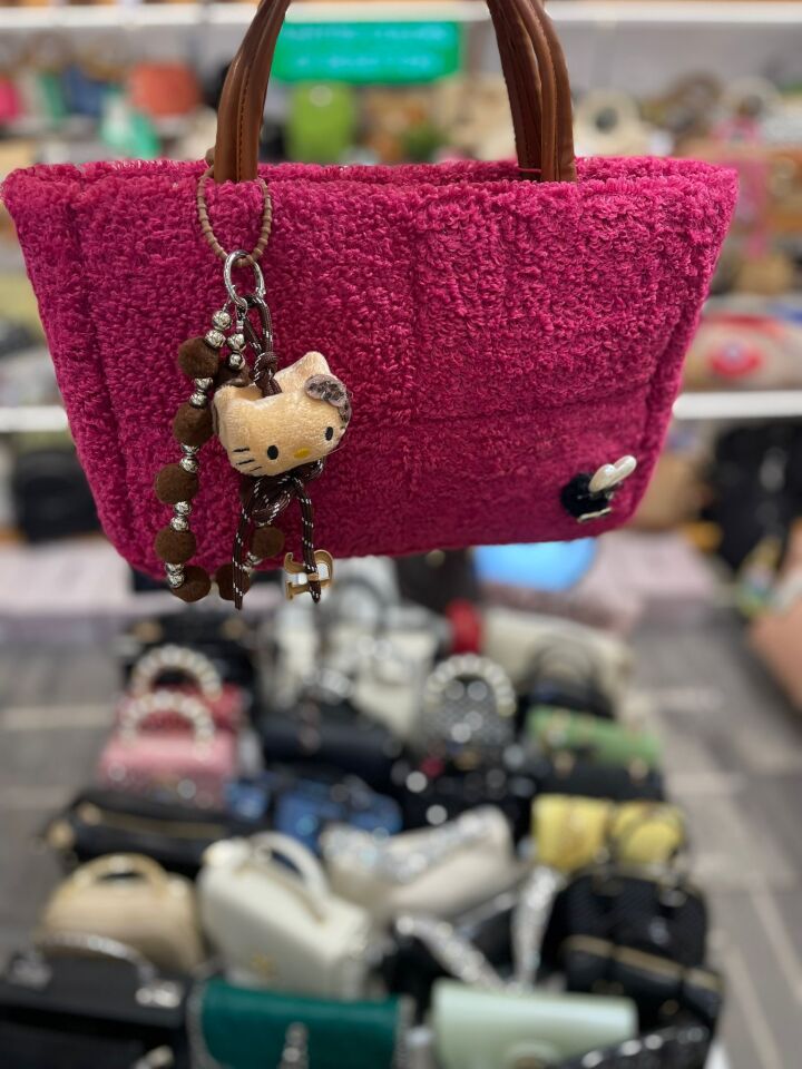 Pembe Kadın Çantası