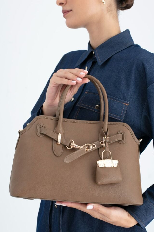 Kahverengi Kadın Çantası