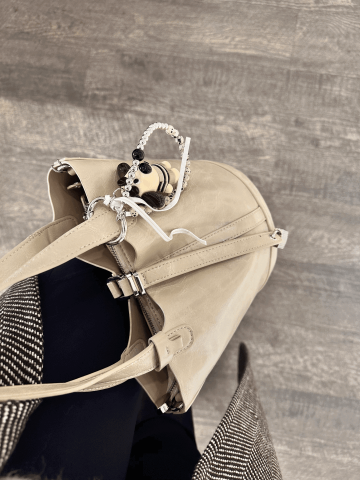 Bej Charmlı Heybe Kadın Çantası