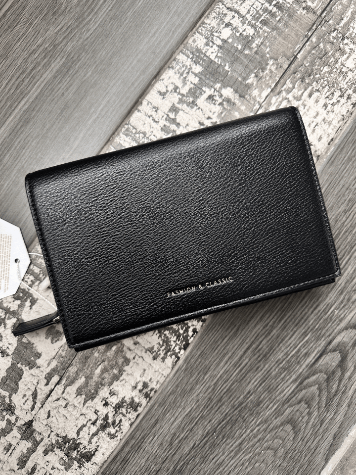 Siyah Kadın Çantası