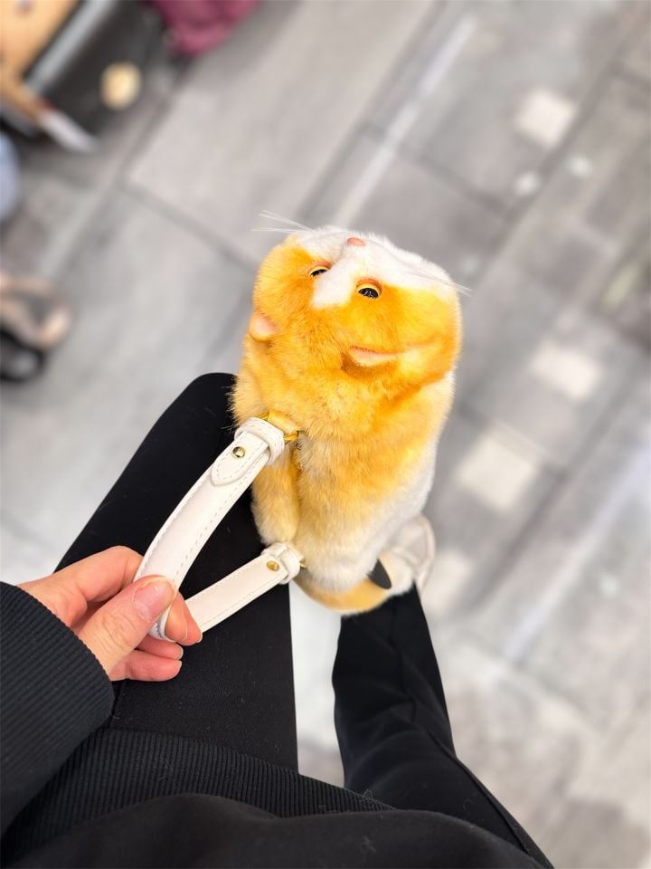 Kedi Figürlü Sarı Kadın Çantası